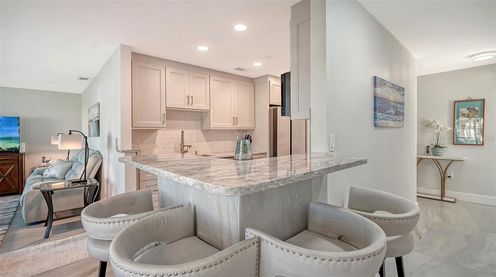 131 WHISPERING SANDS CIR #V33, SARASOTA, FL — photo 16