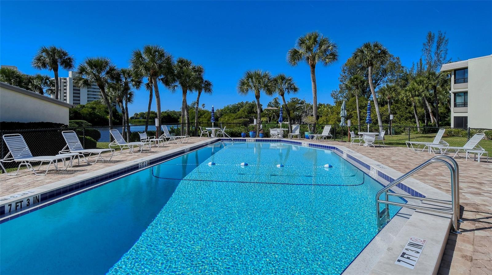 131 WHISPERING SANDS CIR #V33, SARASOTA, FL — photo 45