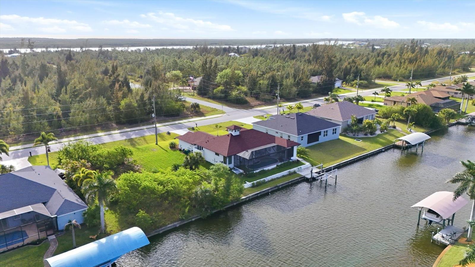 9413 ST PAUL DR, PORT CHARLOTTE, FL — photo 3