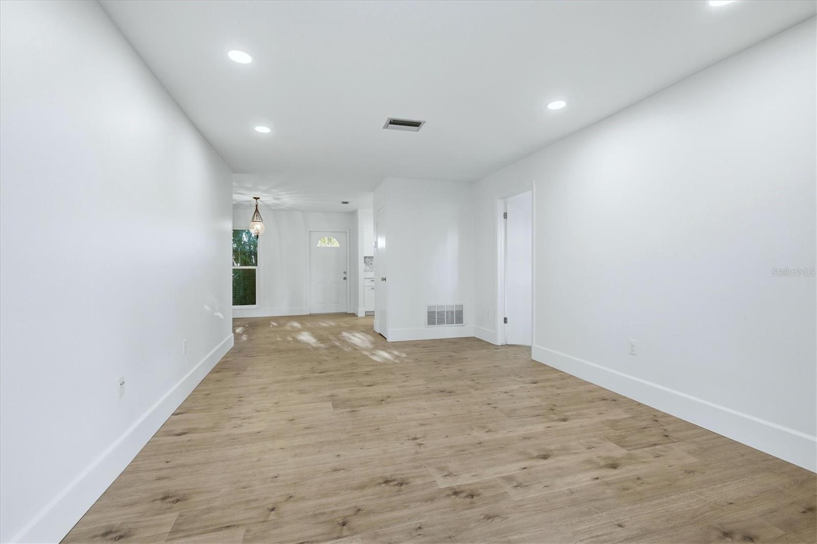 3504 38TH ST W, BRADENTON, FL — photo 10
