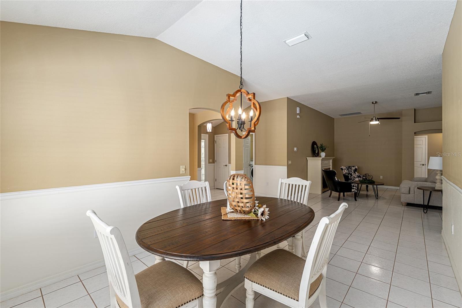 110 CHULA VISTA AVE, LADY LAKE, FL — photo 32