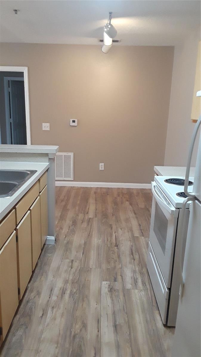 6512 SWISSCO DR #1417, ORLANDO, FL — photo 13