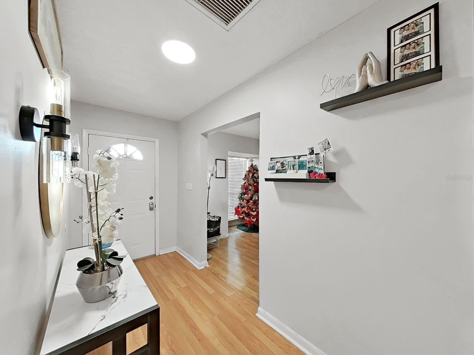 7608 BARRY RD, TAMPA, FL — photo 18