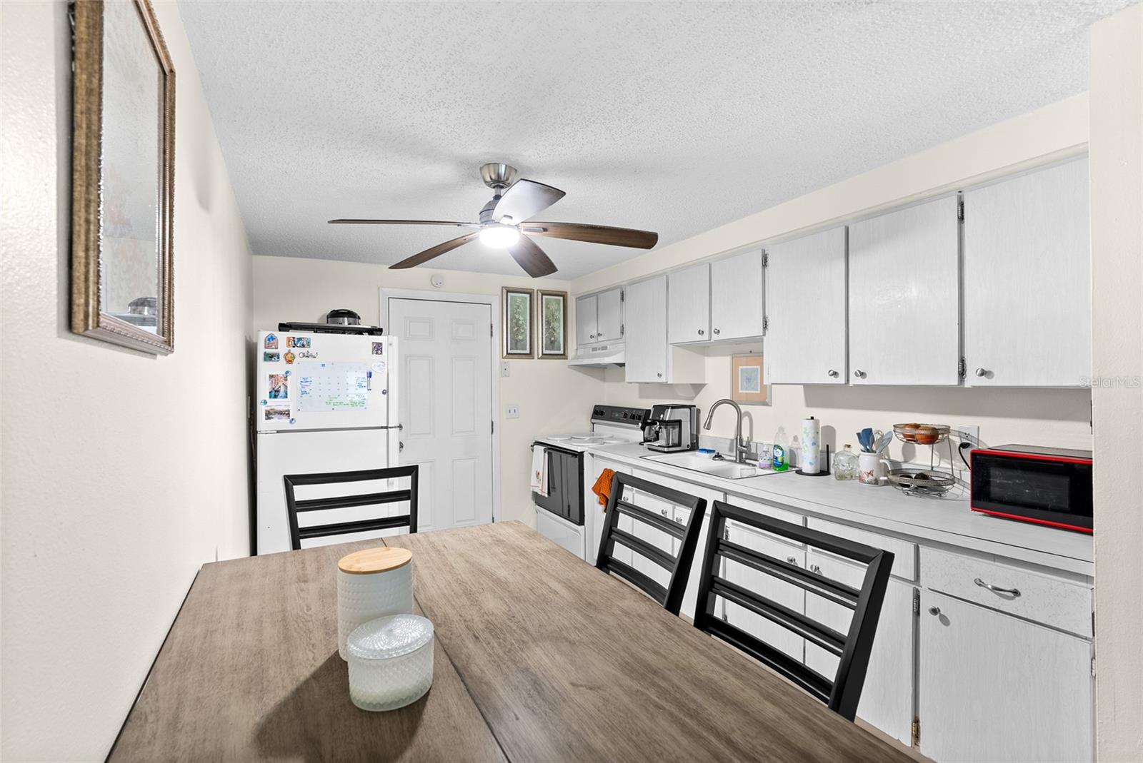 8040 47TH AVE N, ST PETERSBURG, FL — photo 16