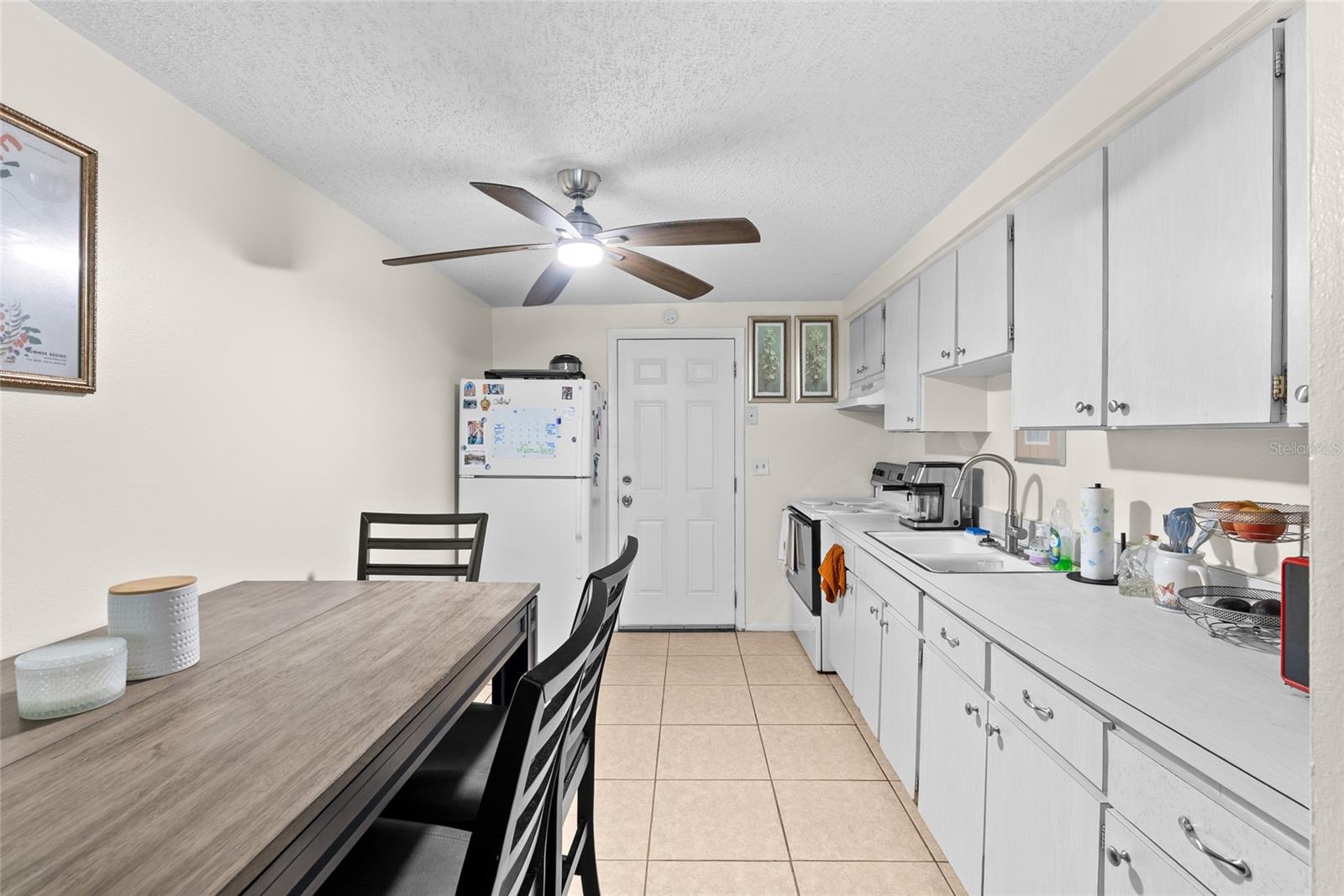 8040 47TH AVE N, ST PETERSBURG, FL — photo 17