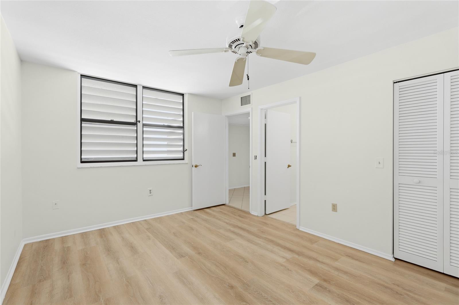 211 LAKEWOOD DR #211, BRADENTON, FL — photo 12