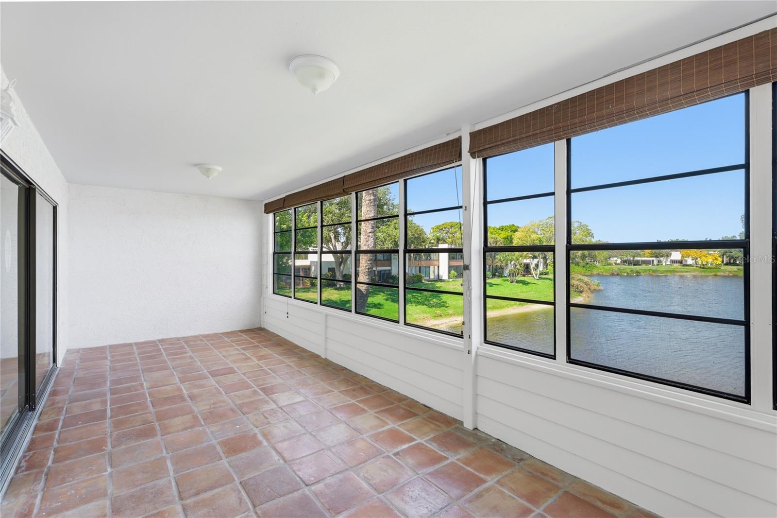 211 LAKEWOOD DR #211, BRADENTON, FL — photo 17