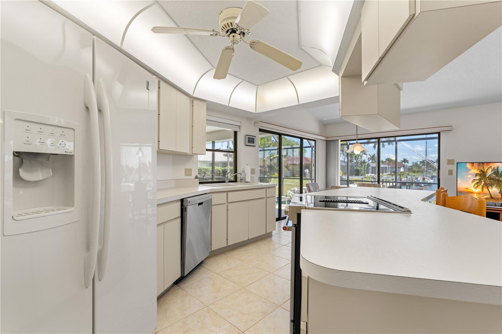 308 COLONY POINT DR, PUNTA GORDA, FL — photo 27