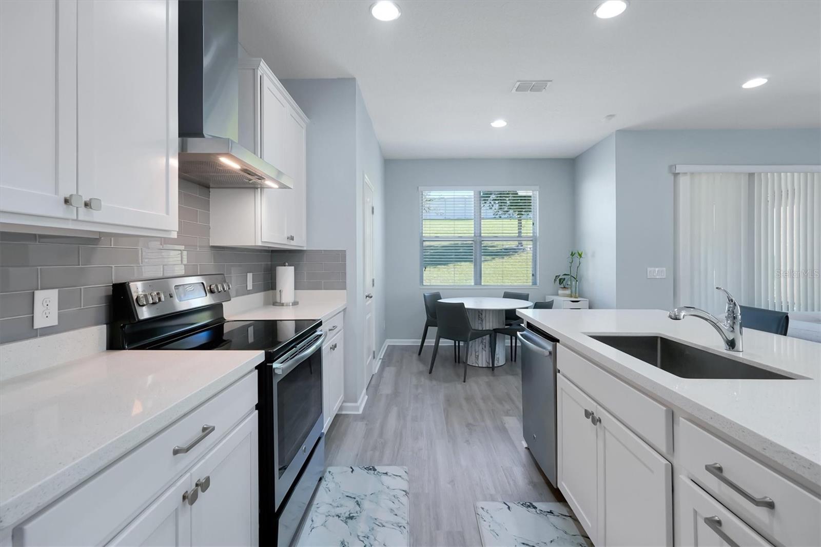 17094 GATHERING PLACE CIR, CLERMONT, FL — photo 28
