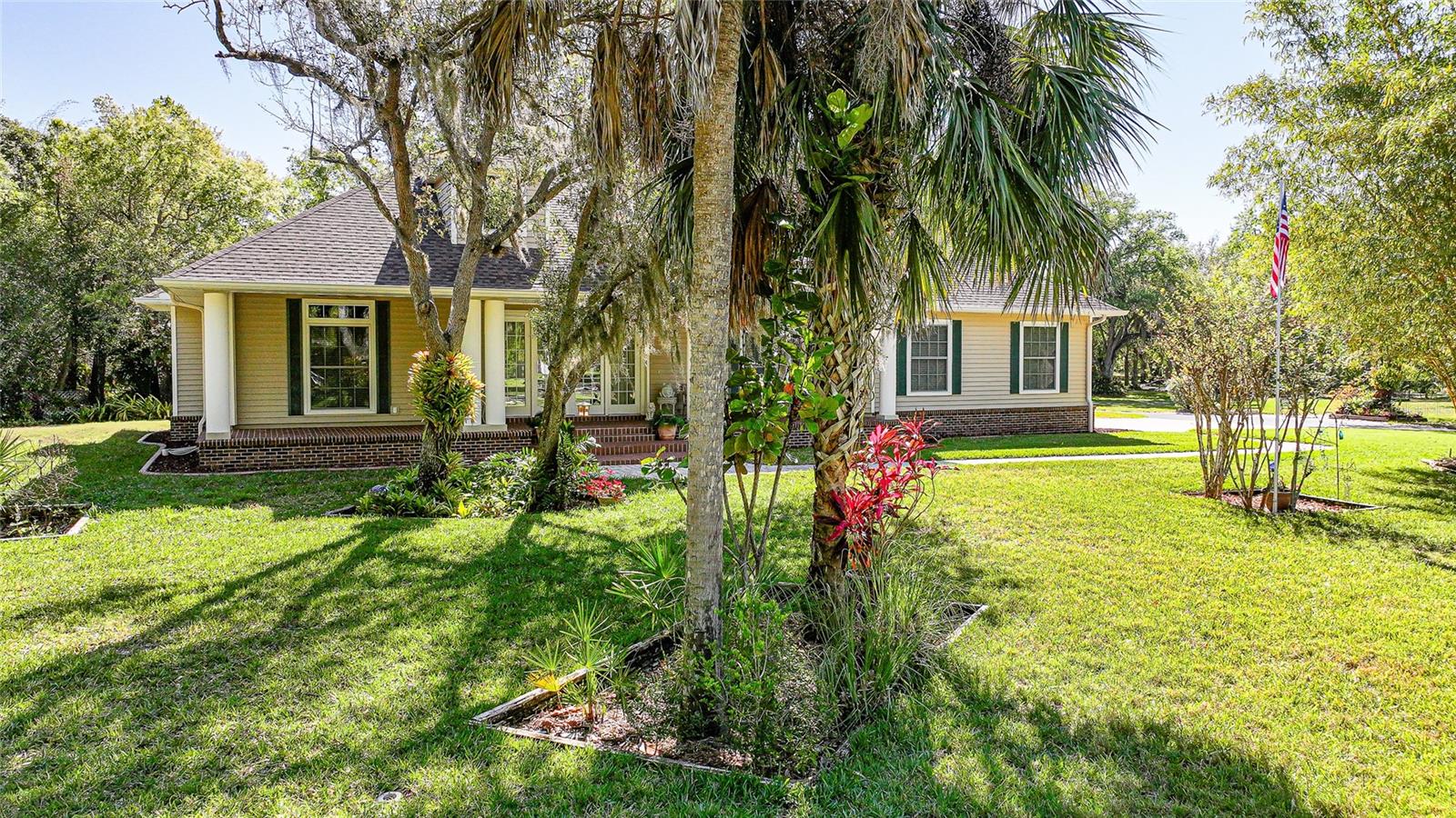 12222 SW AUSTIN AVE, LAKE SUZY, FL — photo 5
