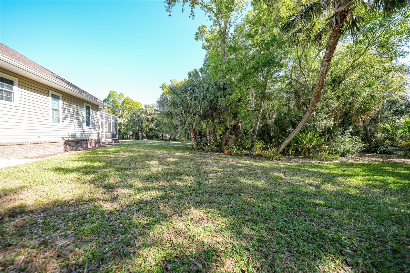 12222 SW AUSTIN AVE, LAKE SUZY, FL — photo 52