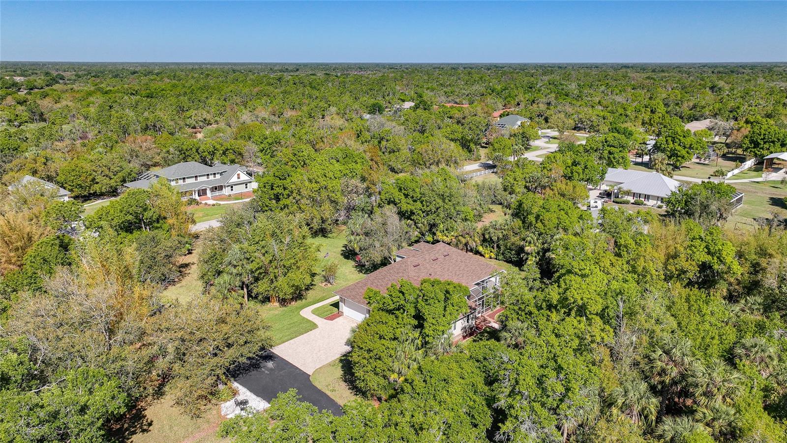 12222 SW AUSTIN AVE, LAKE SUZY, FL — photo 77