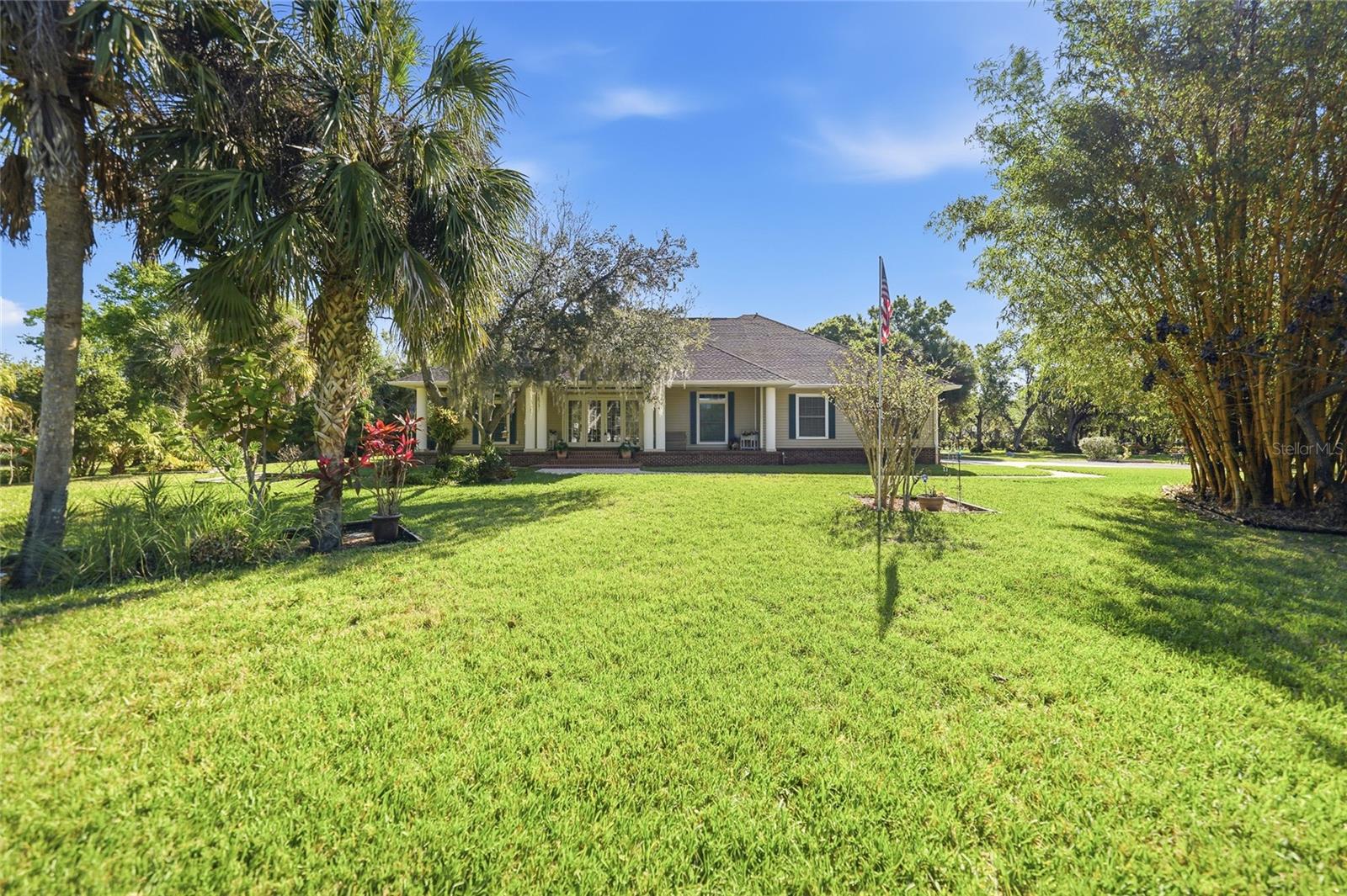 12222 SW AUSTIN AVE, LAKE SUZY, FL — photo 81