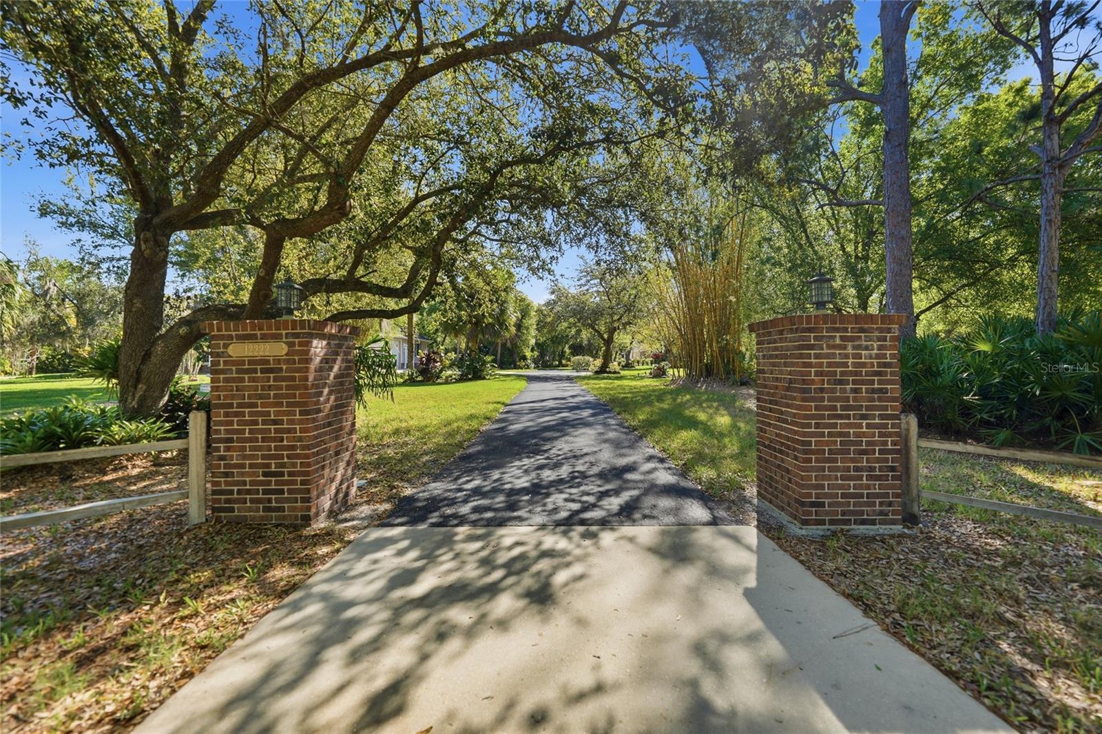 12222 SW AUSTIN AVE, LAKE SUZY, FL — photo 85