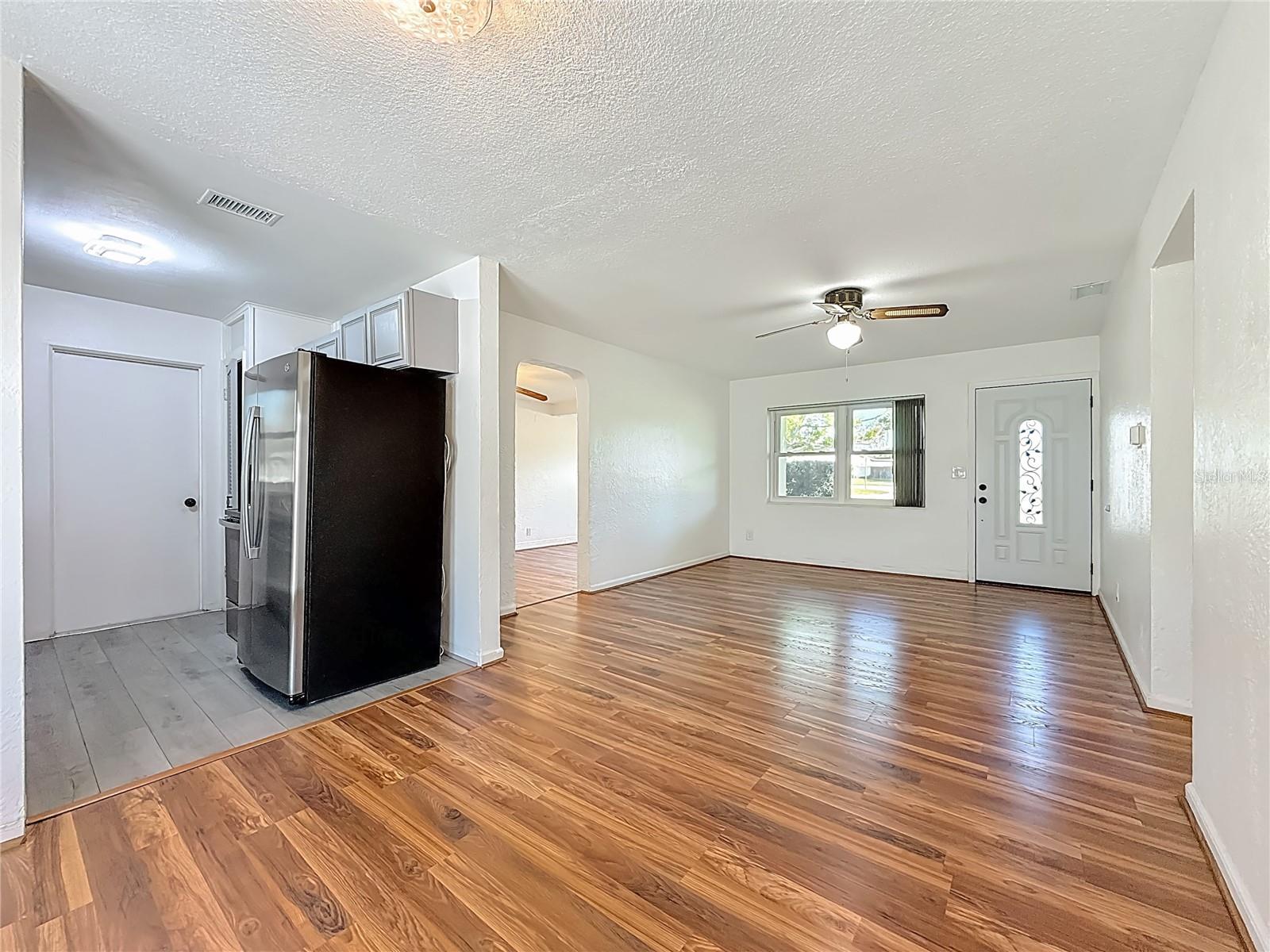 396 LEWIS BLVD SE, ST PETERSBURG, FL — photo 12