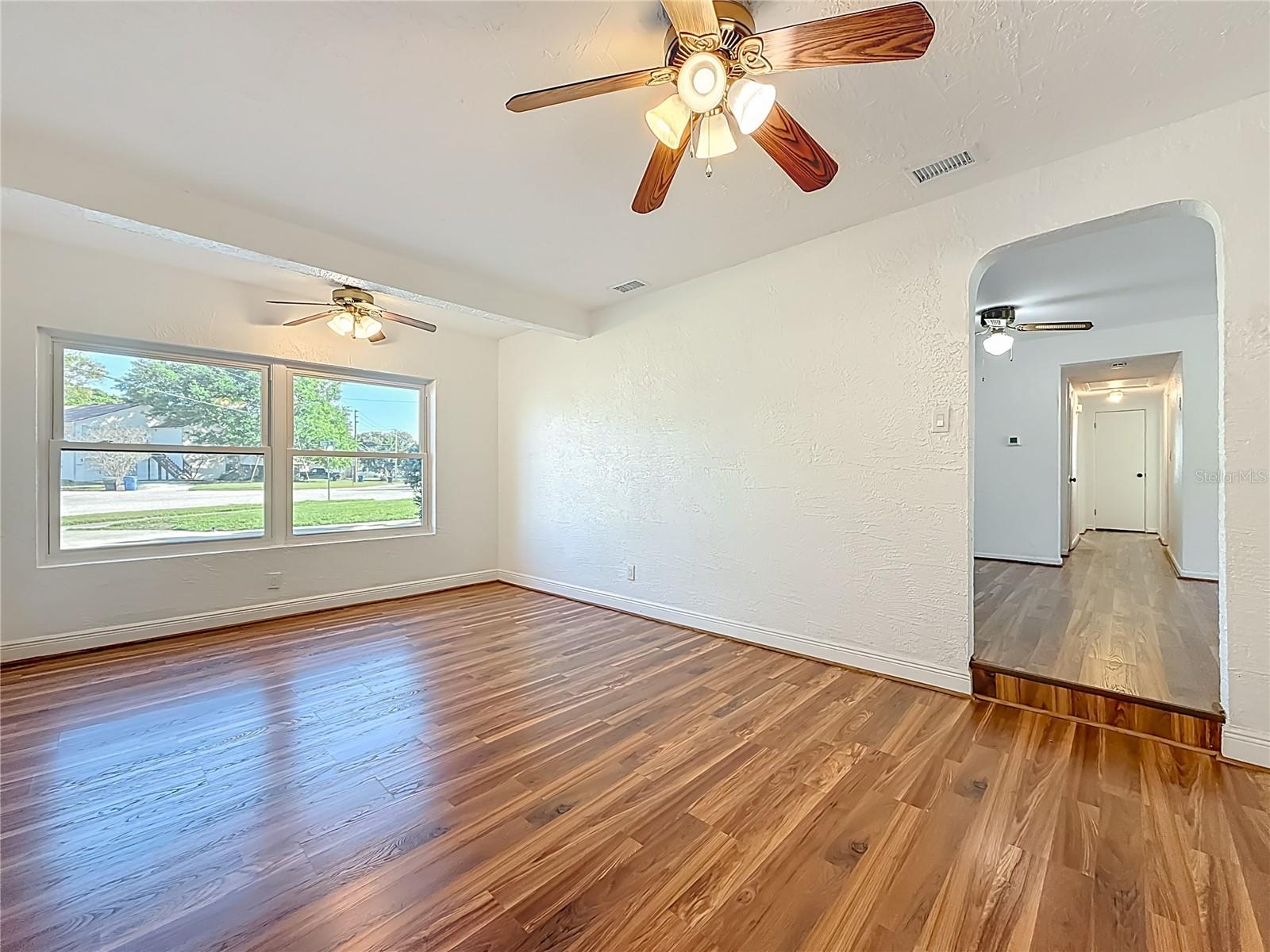 396 LEWIS BLVD SE, ST PETERSBURG, FL — photo 13