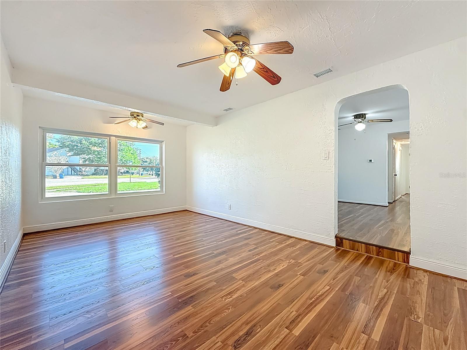 396 LEWIS BLVD SE, ST PETERSBURG, FL — photo 14