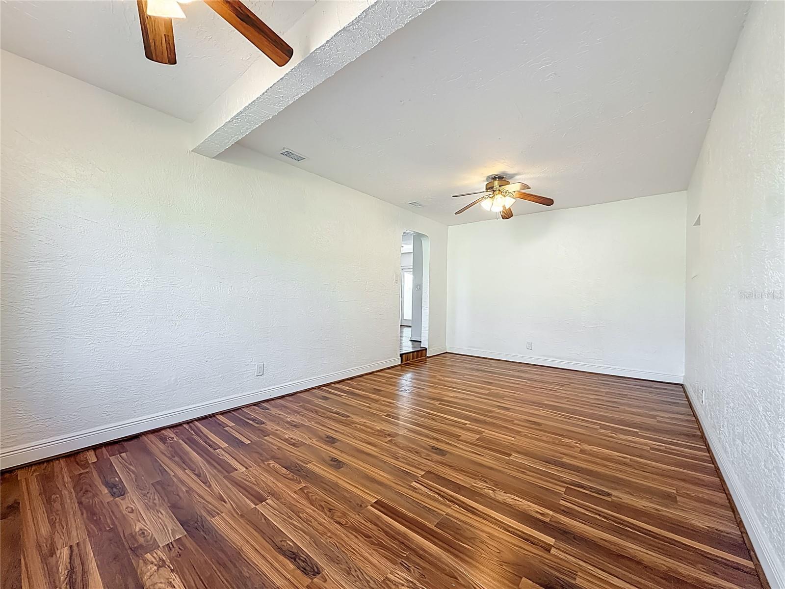 396 LEWIS BLVD SE, ST PETERSBURG, FL — photo 15