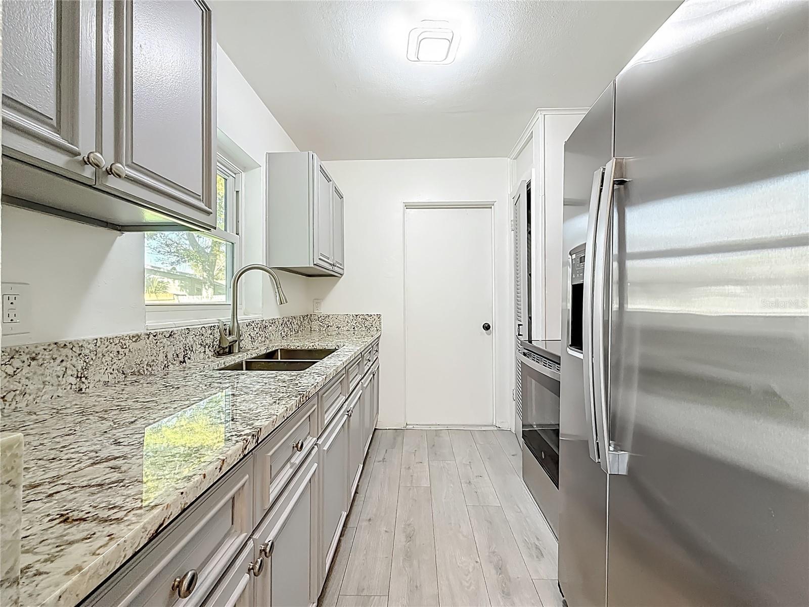 396 LEWIS BLVD SE, ST PETERSBURG, FL — photo 16