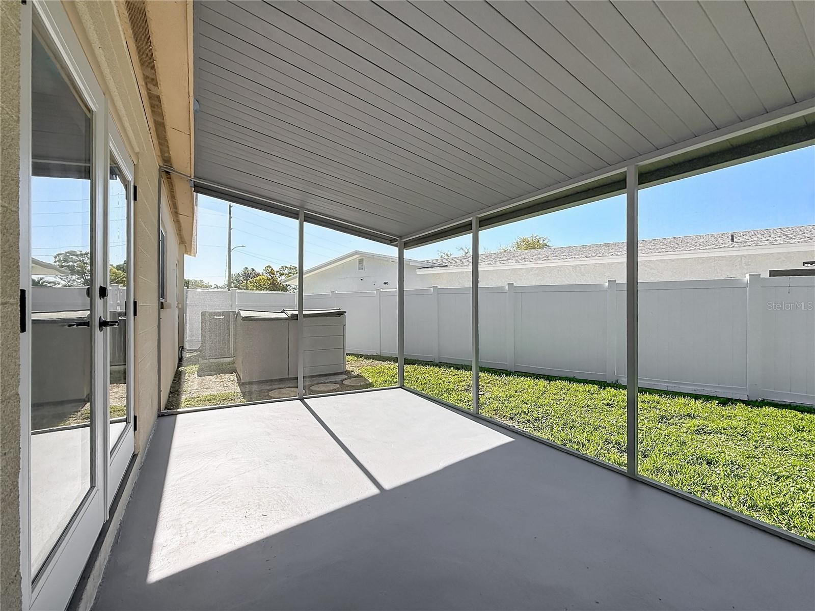 396 LEWIS BLVD SE, ST PETERSBURG, FL — photo 35