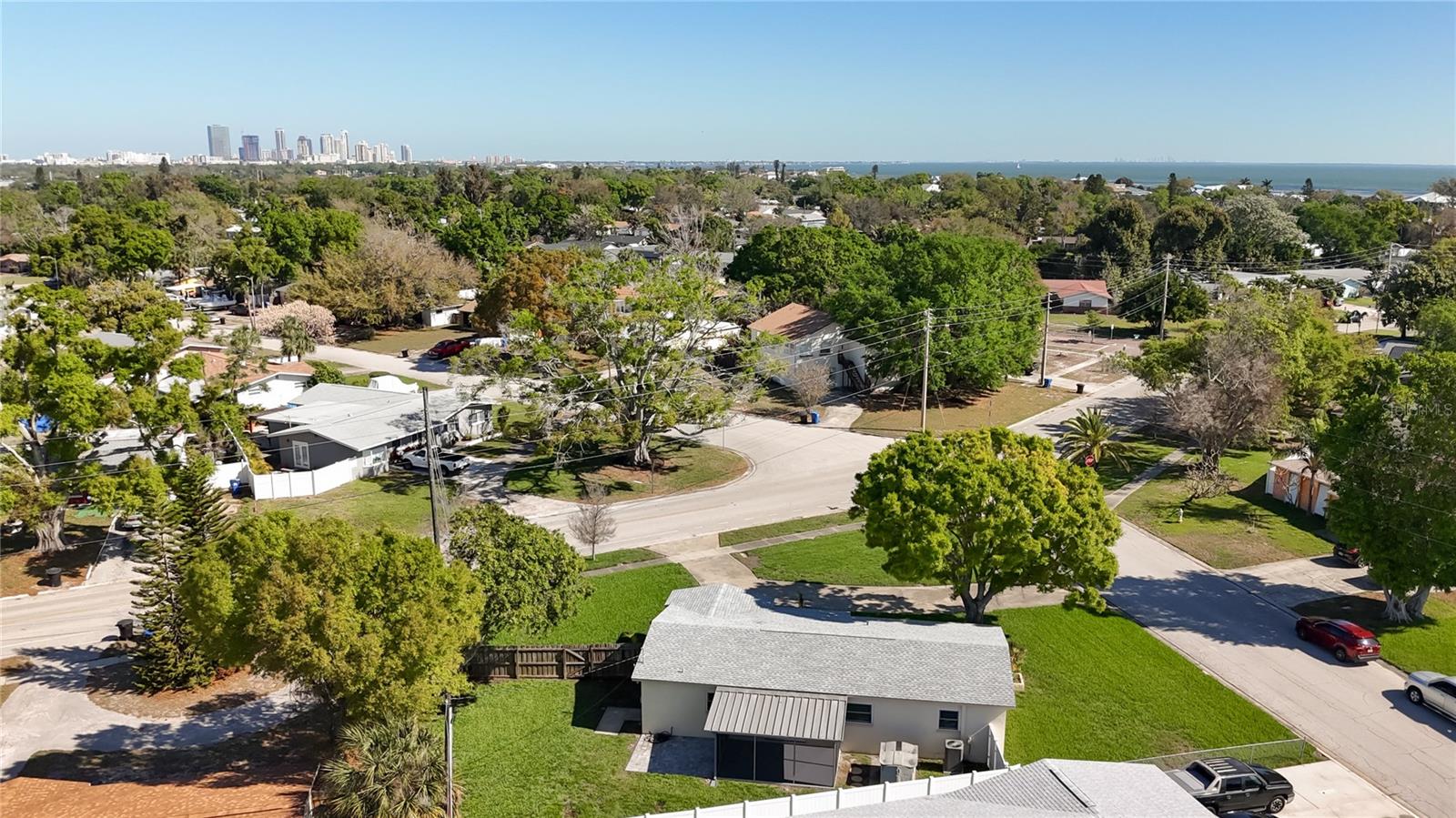 396 LEWIS BLVD SE, ST PETERSBURG, FL — photo 40
