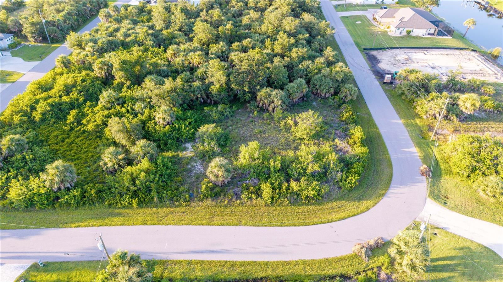 9419 IMPALA CIR, PORT CHARLOTTE, FL — photo 2