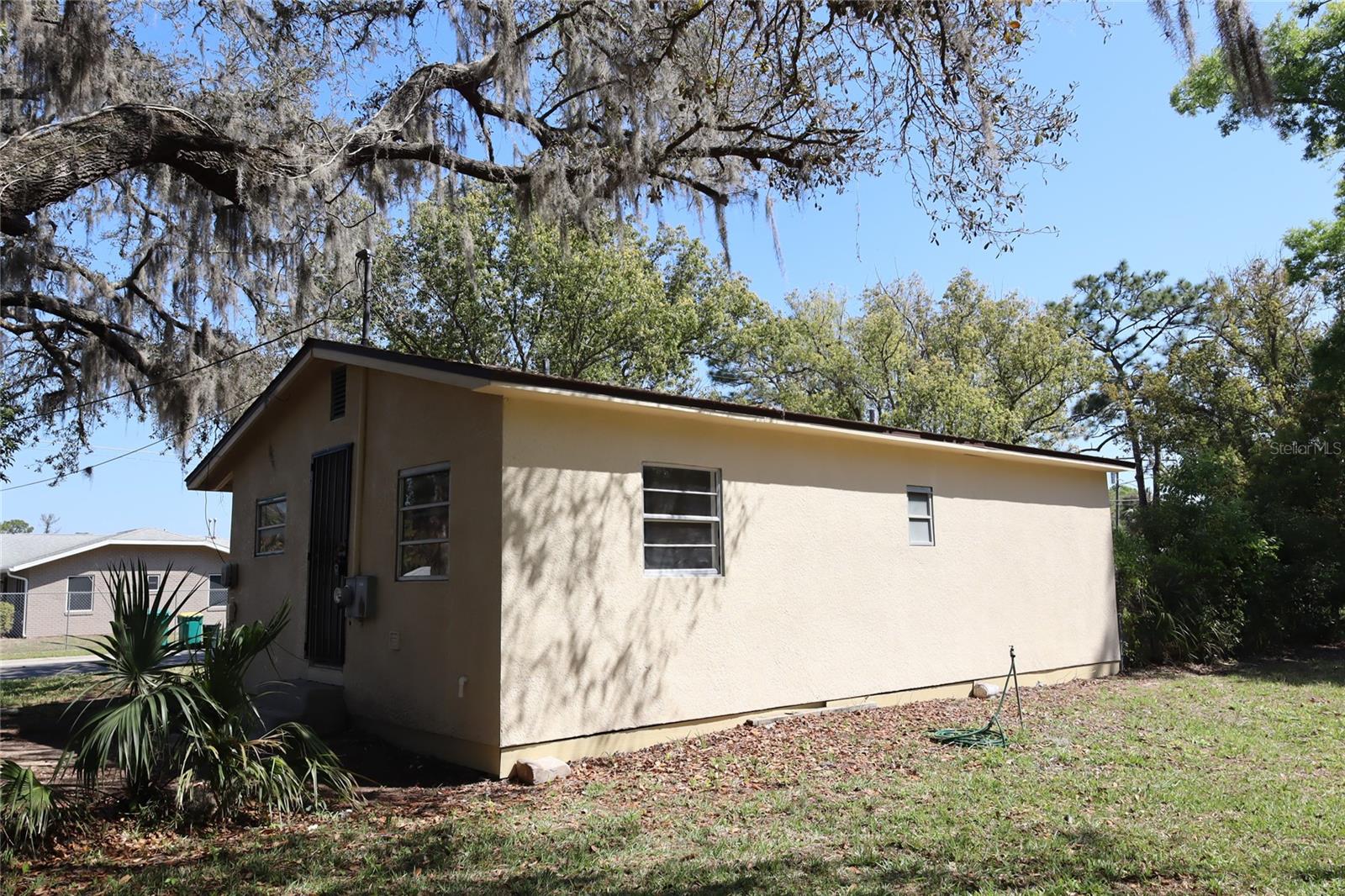 2024 DIXIE AVE, EUSTIS, FL — photo 39