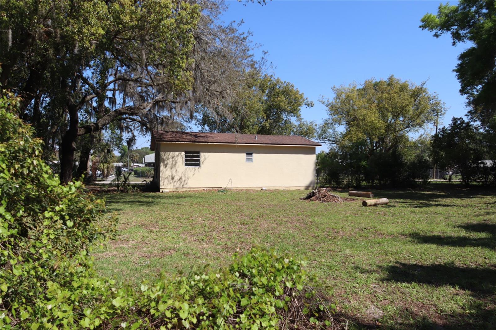 2024 DIXIE AVE, EUSTIS, FL — photo 42