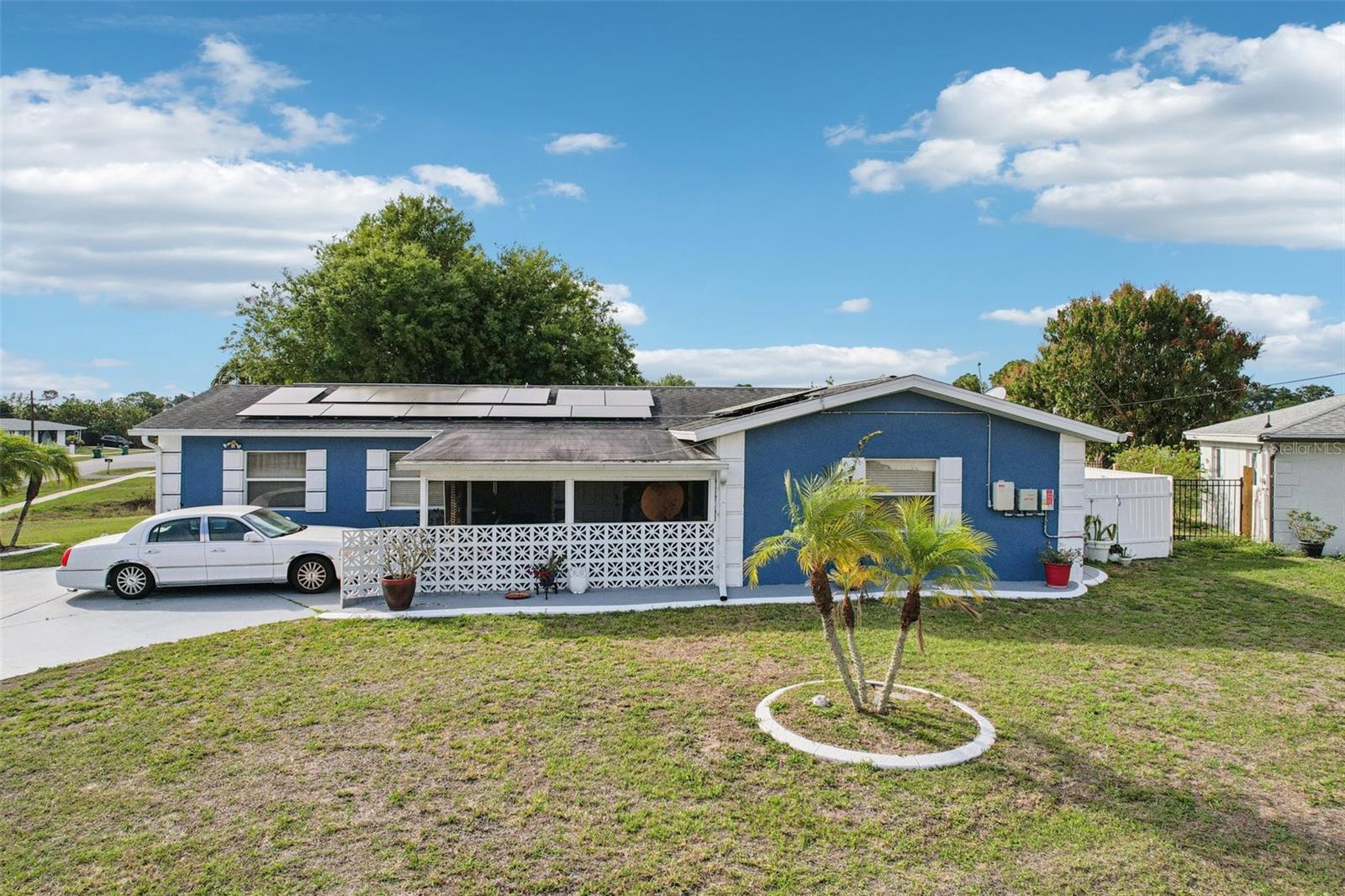 22359 MONTROSE AVE, PORT CHARLOTTE, FL
