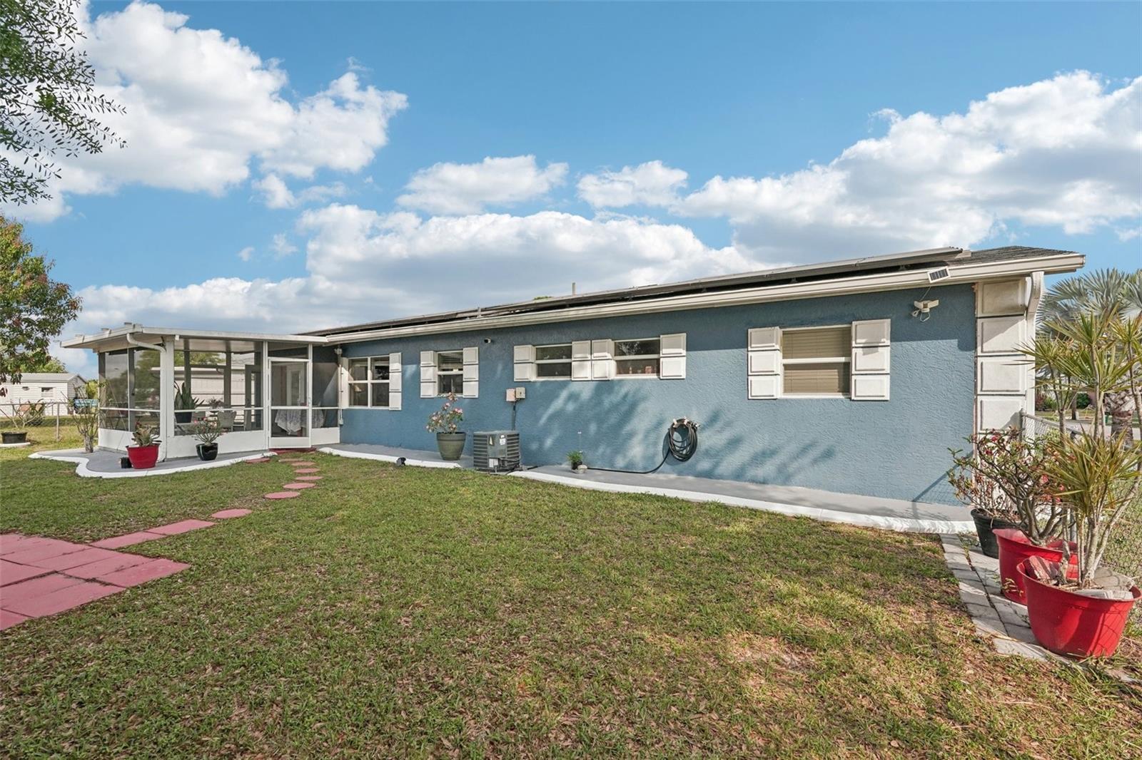 22359 MONTROSE AVE, PORT CHARLOTTE, FL — photo 2
