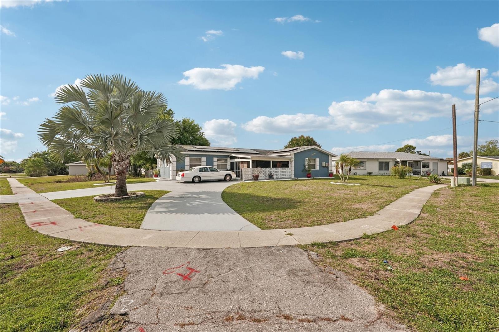 22359 MONTROSE AVE, PORT CHARLOTTE, FL — photo 3