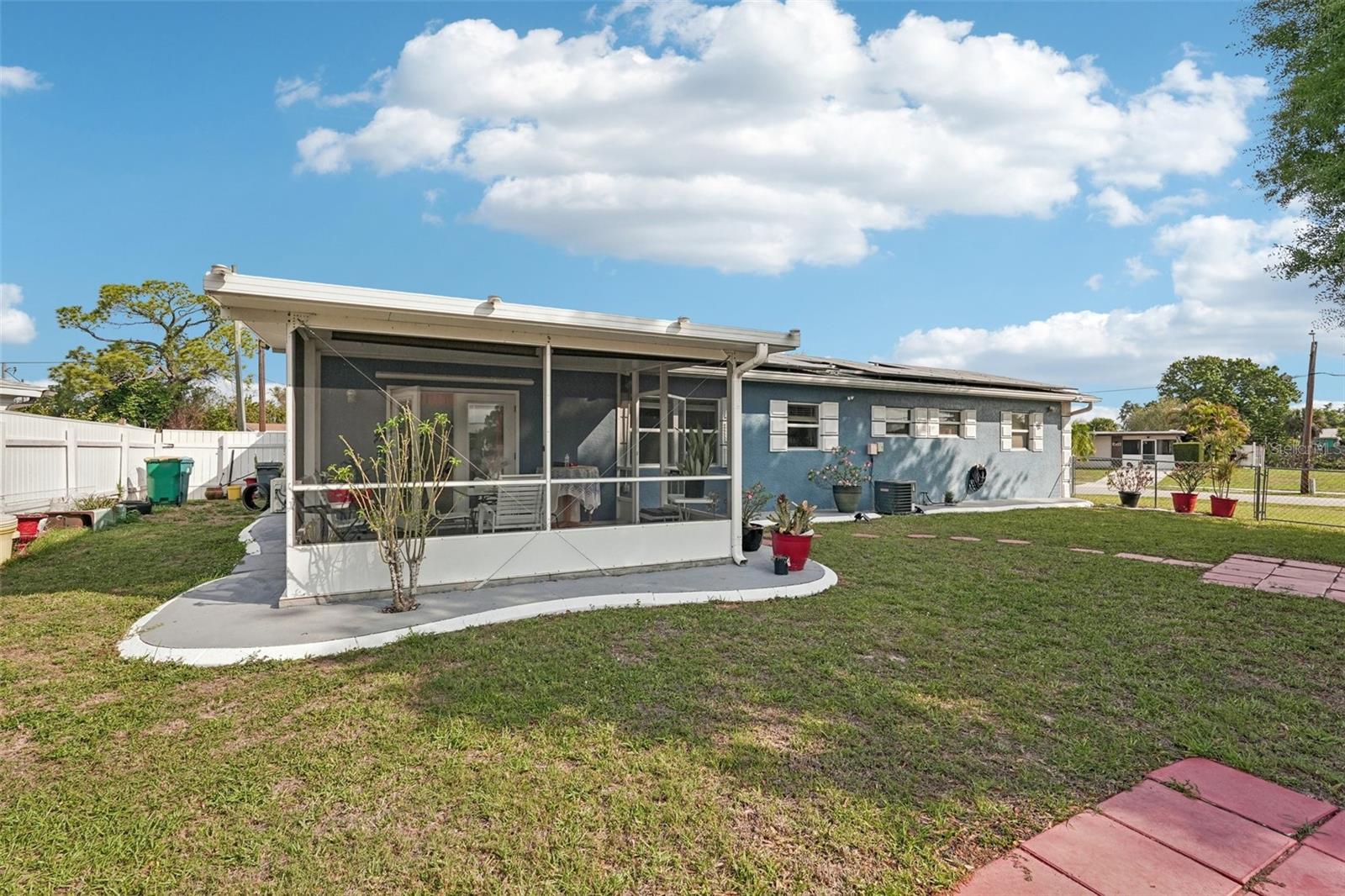 22359 MONTROSE AVE, PORT CHARLOTTE, FL — photo 24
