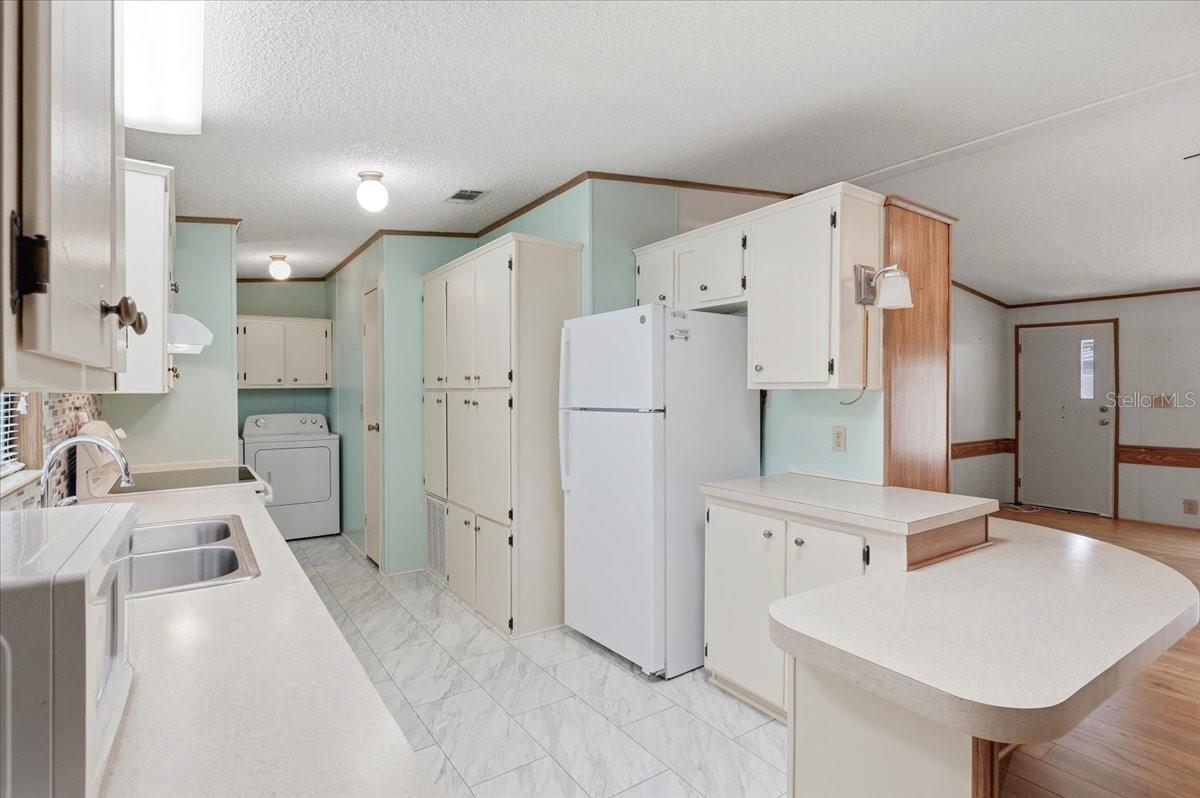 1798 FOX HILL DR, LAKELAND, FL — photo 13
