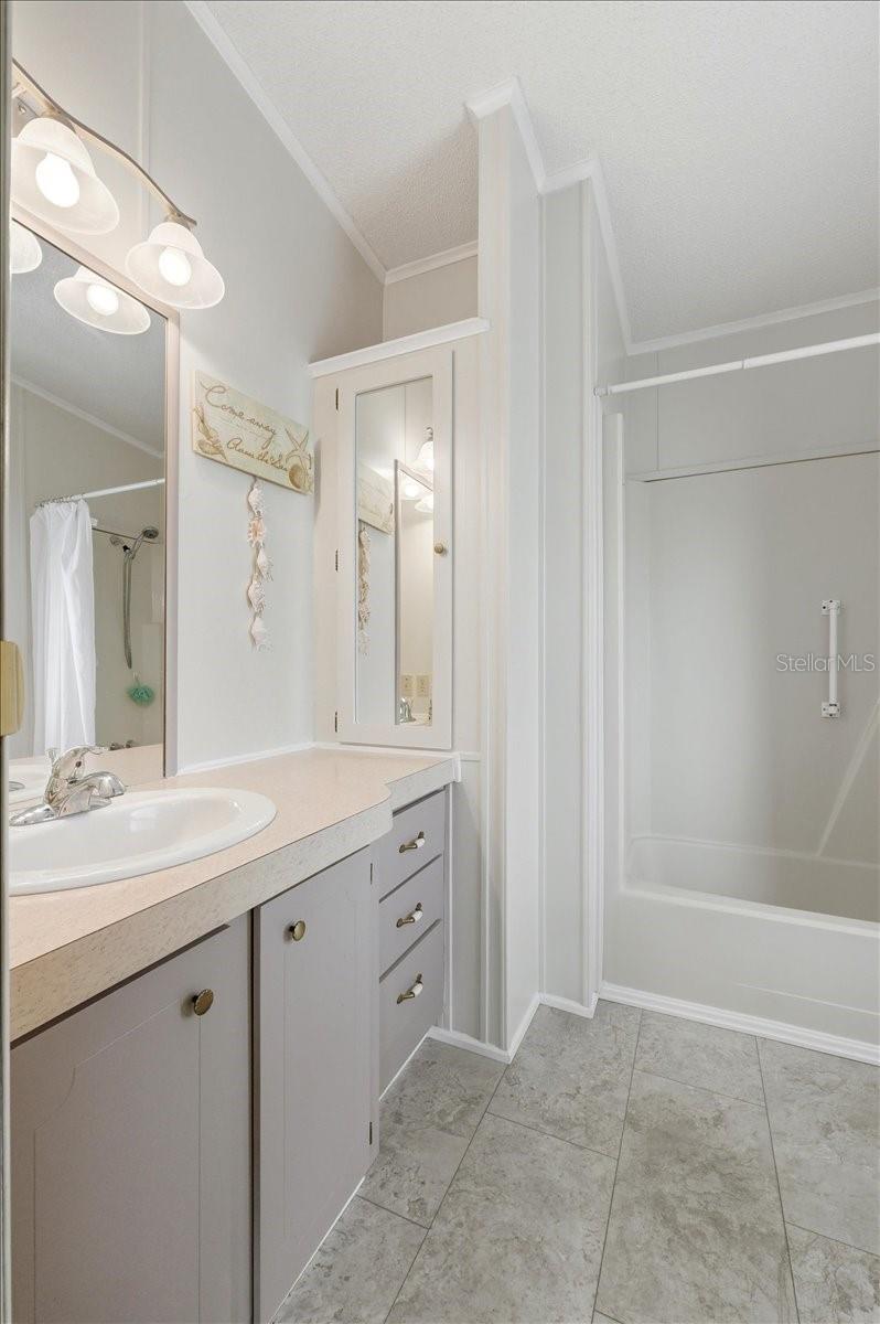 1798 FOX HILL DR, LAKELAND, FL — photo 17