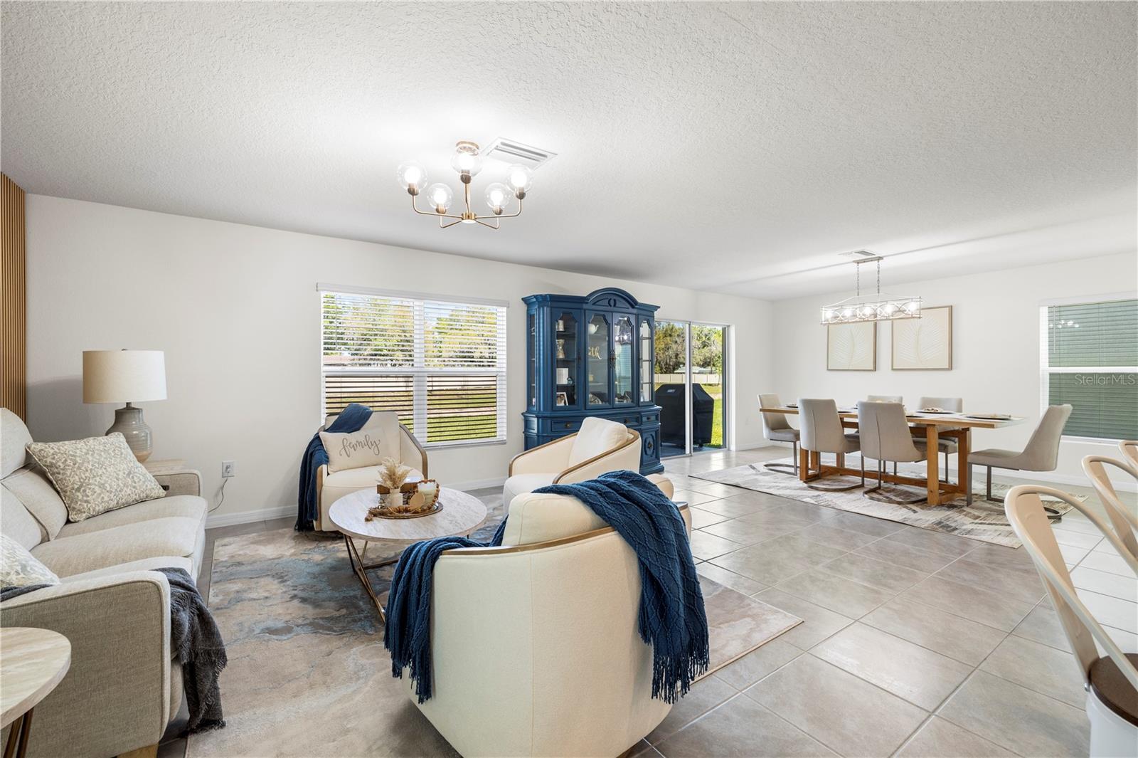 37247 KINGS CROWN DR, ZEPHYRHILLS, FL — photo 11