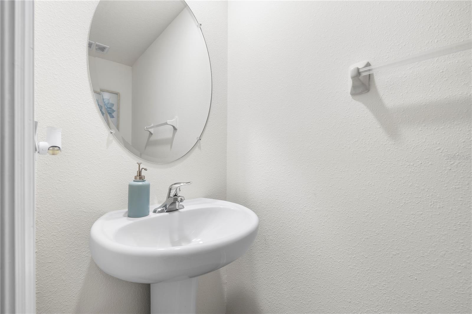 37247 KINGS CROWN DR, ZEPHYRHILLS, FL — photo 19