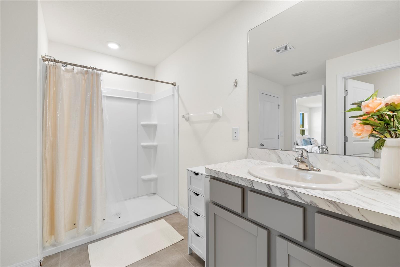 37247 KINGS CROWN DR, ZEPHYRHILLS, FL — photo 26