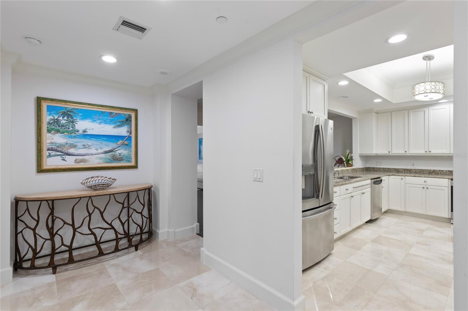 300 BEACH DR NE #302, ST PETERSBURG, FL — photo 11