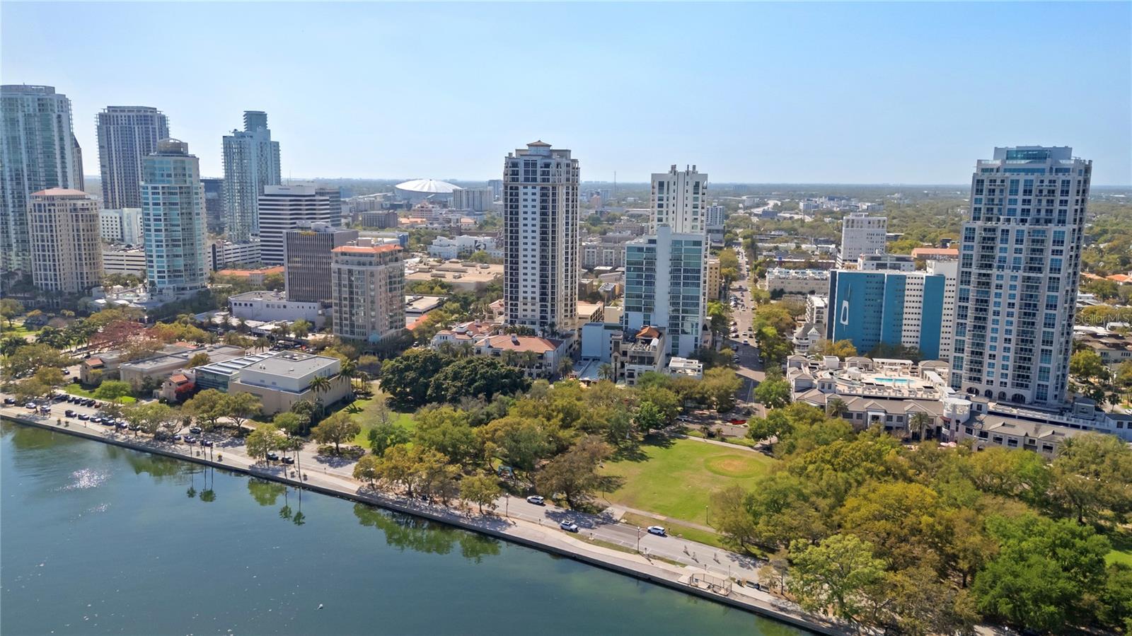 300 BEACH DR NE #302, ST PETERSBURG, FL — photo 33