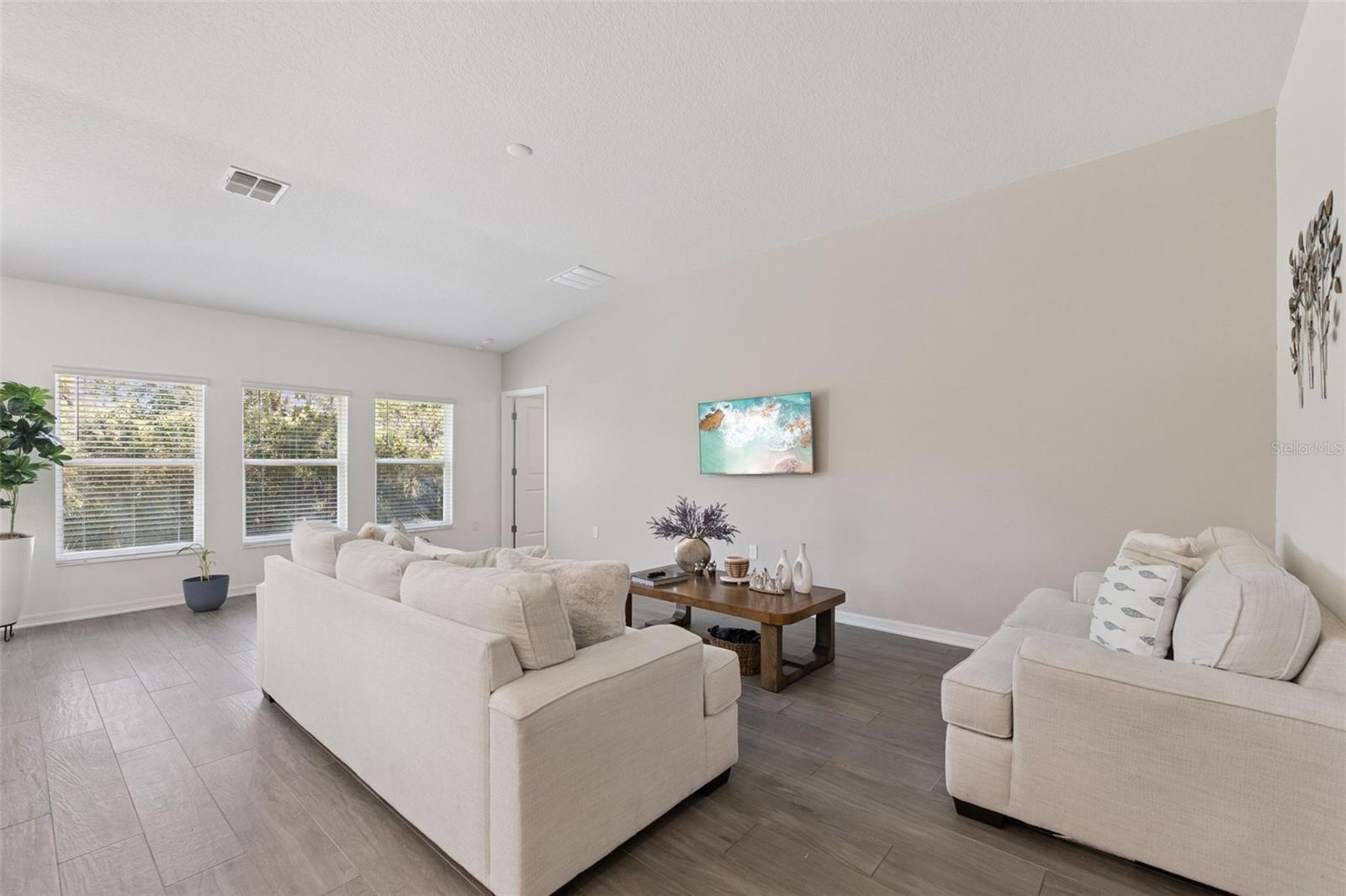 3963 WILLOWBROOK DR, EDGEWATER, FL — photo 8