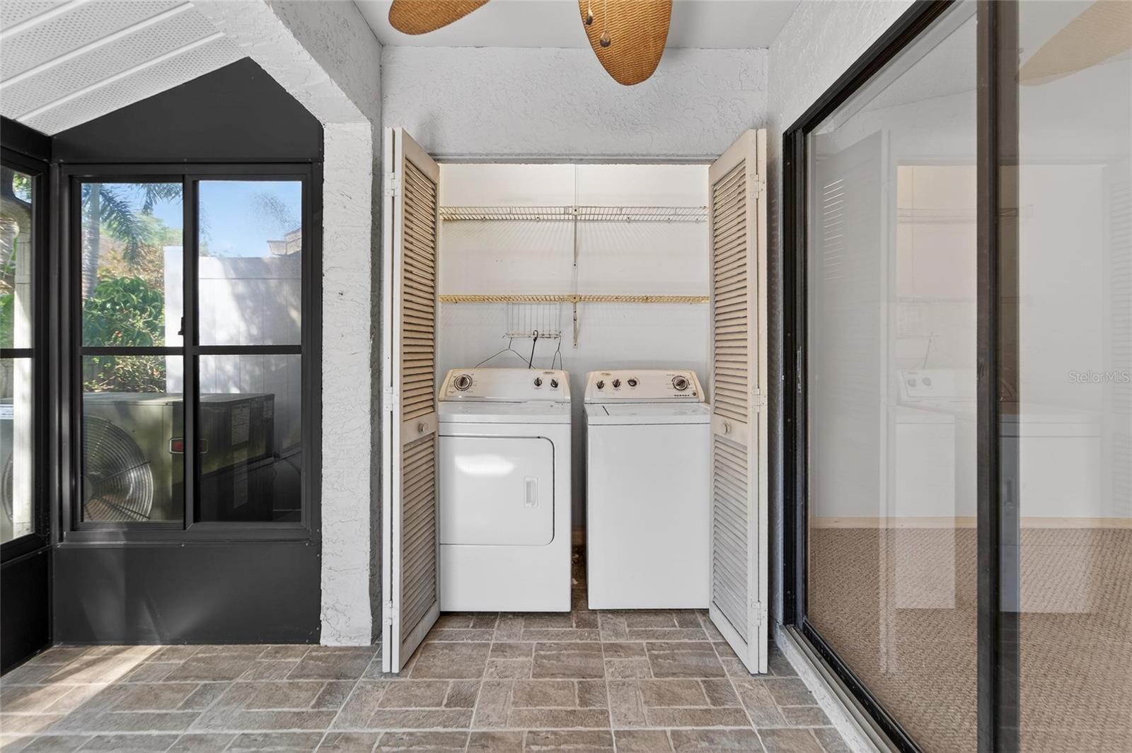 2369 BEVERLY DR, DUNEDIN, FL — photo 16