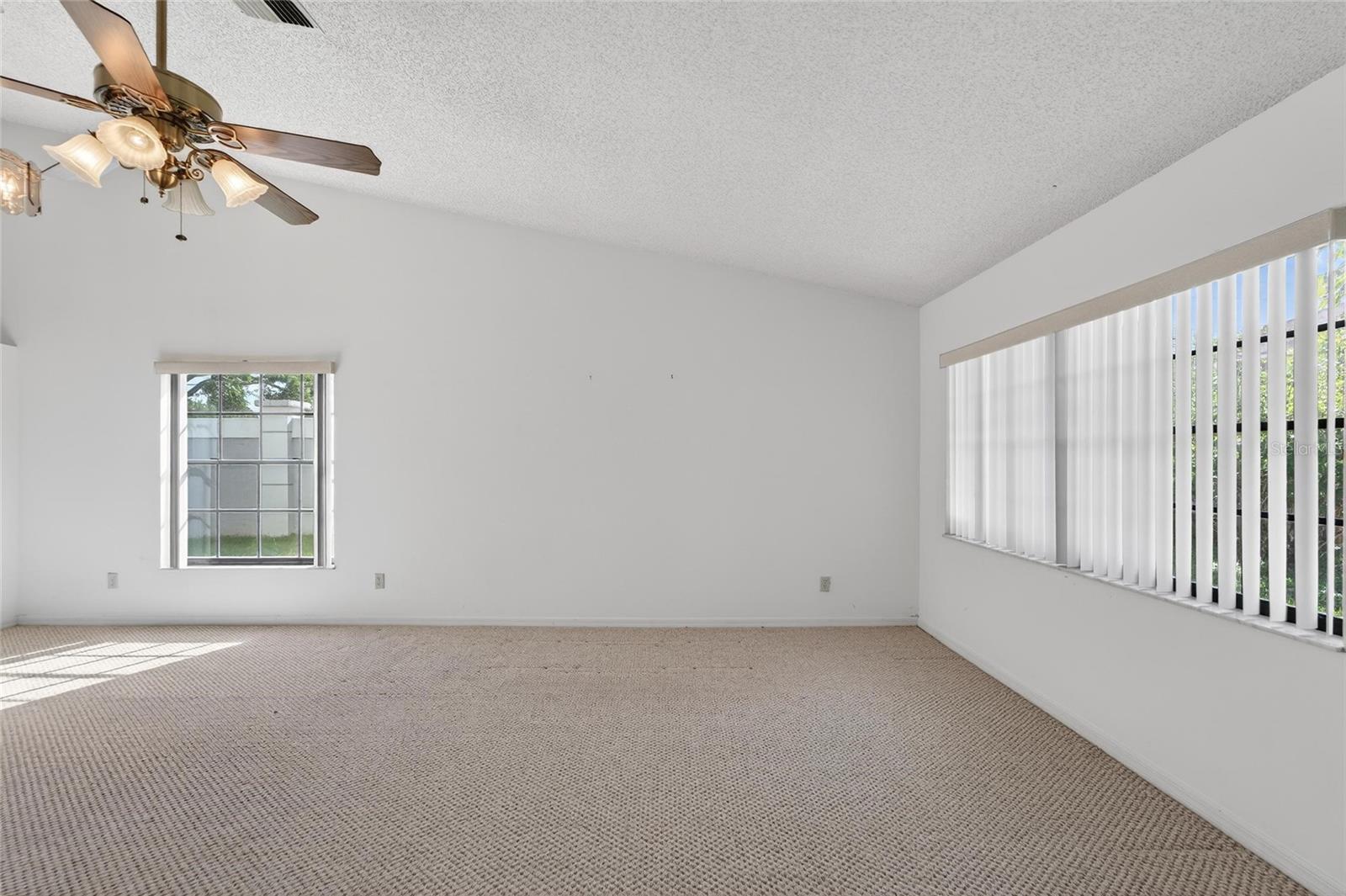 2369 BEVERLY DR, DUNEDIN, FL — photo 17