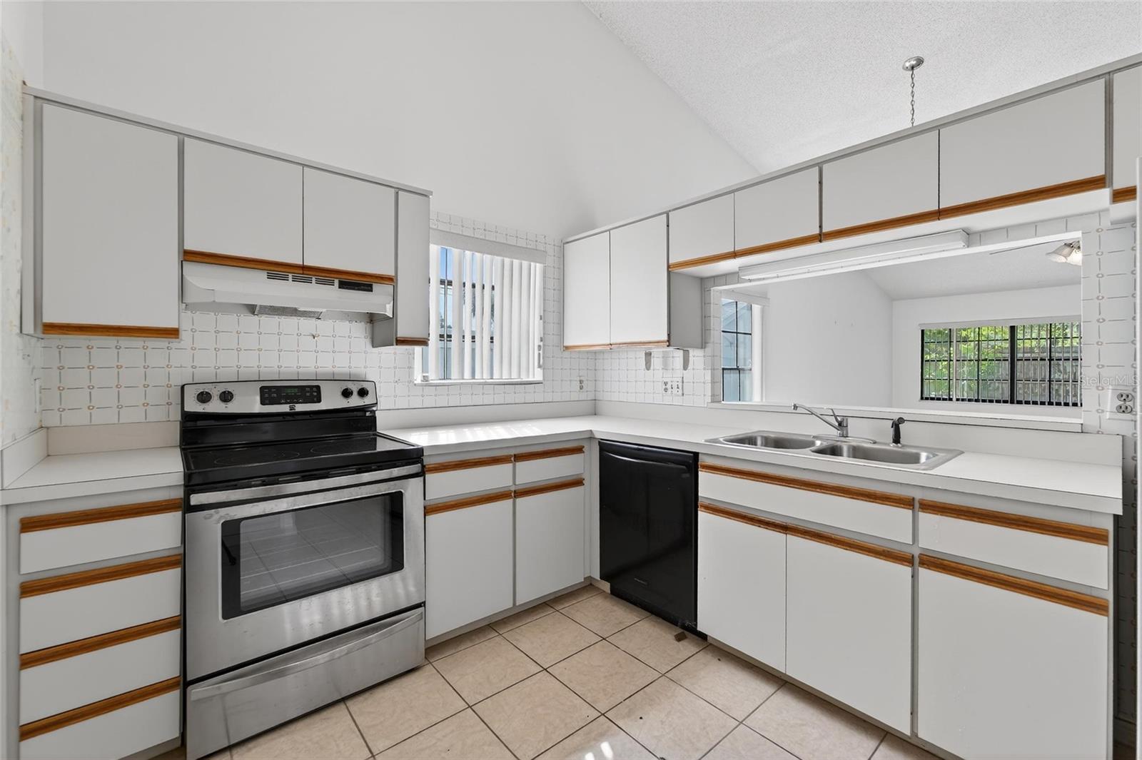 2369 BEVERLY DR, DUNEDIN, FL — photo 23