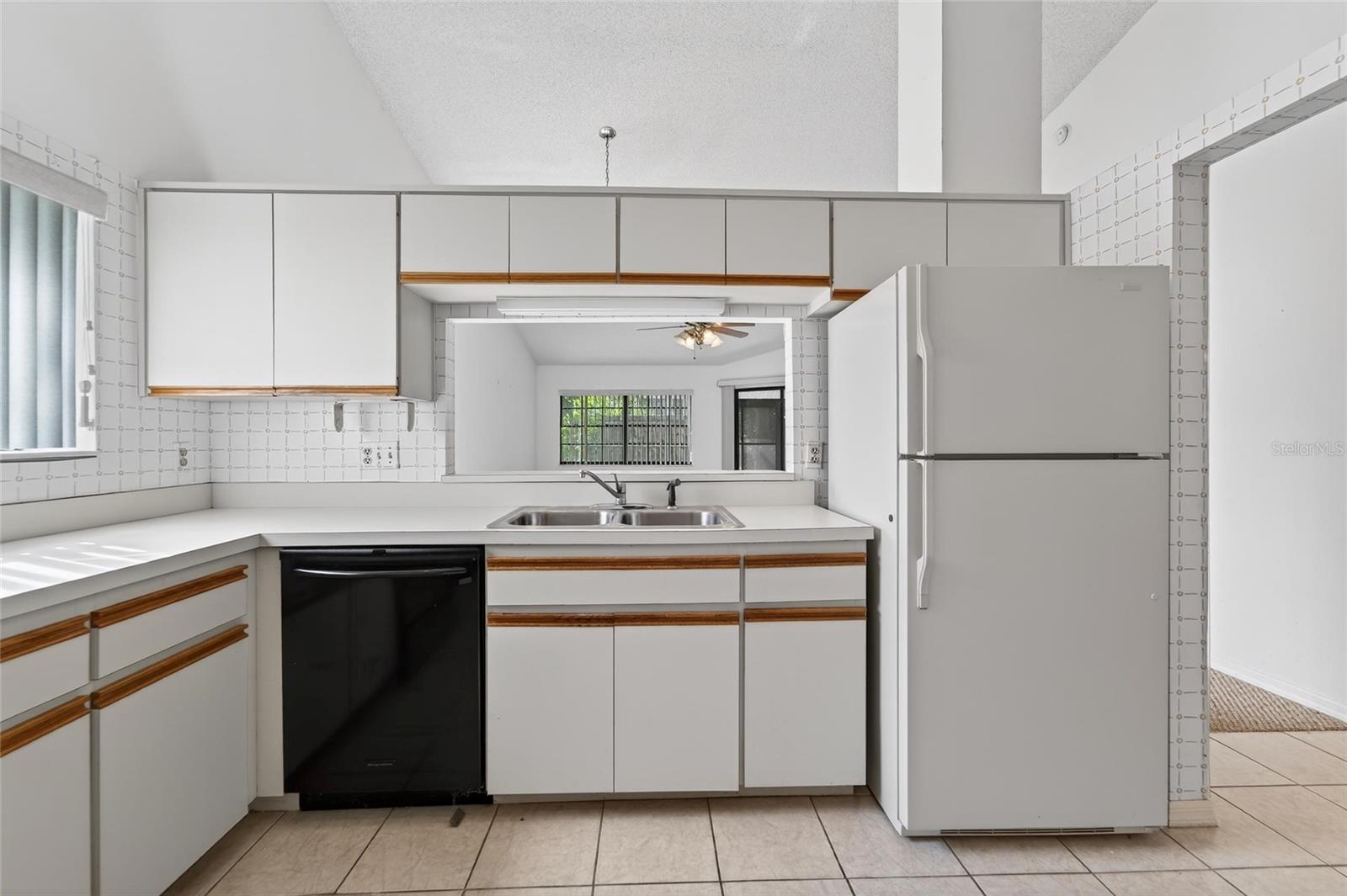2369 BEVERLY DR, DUNEDIN, FL — photo 24
