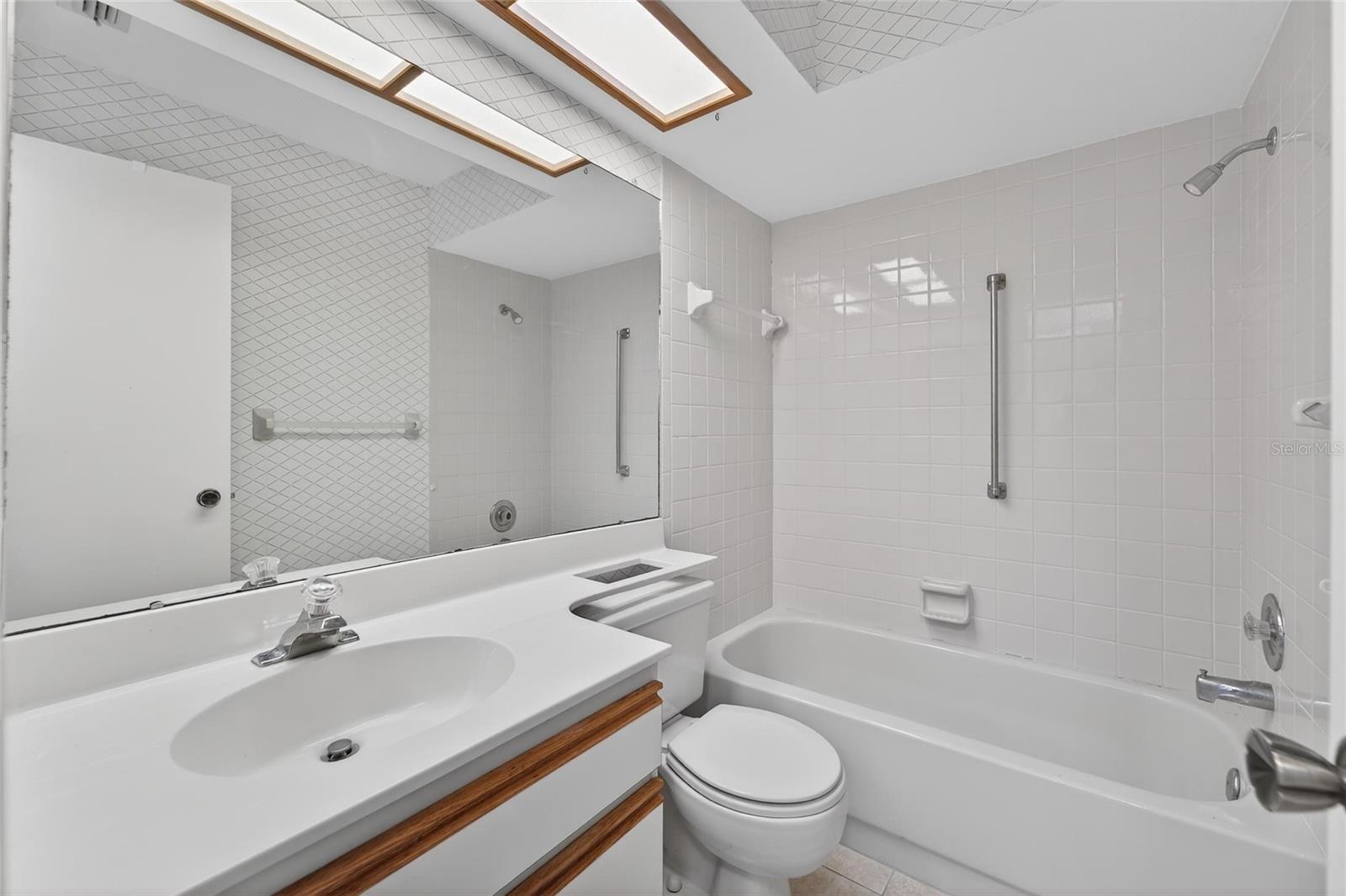 2369 BEVERLY DR, DUNEDIN, FL — photo 35
