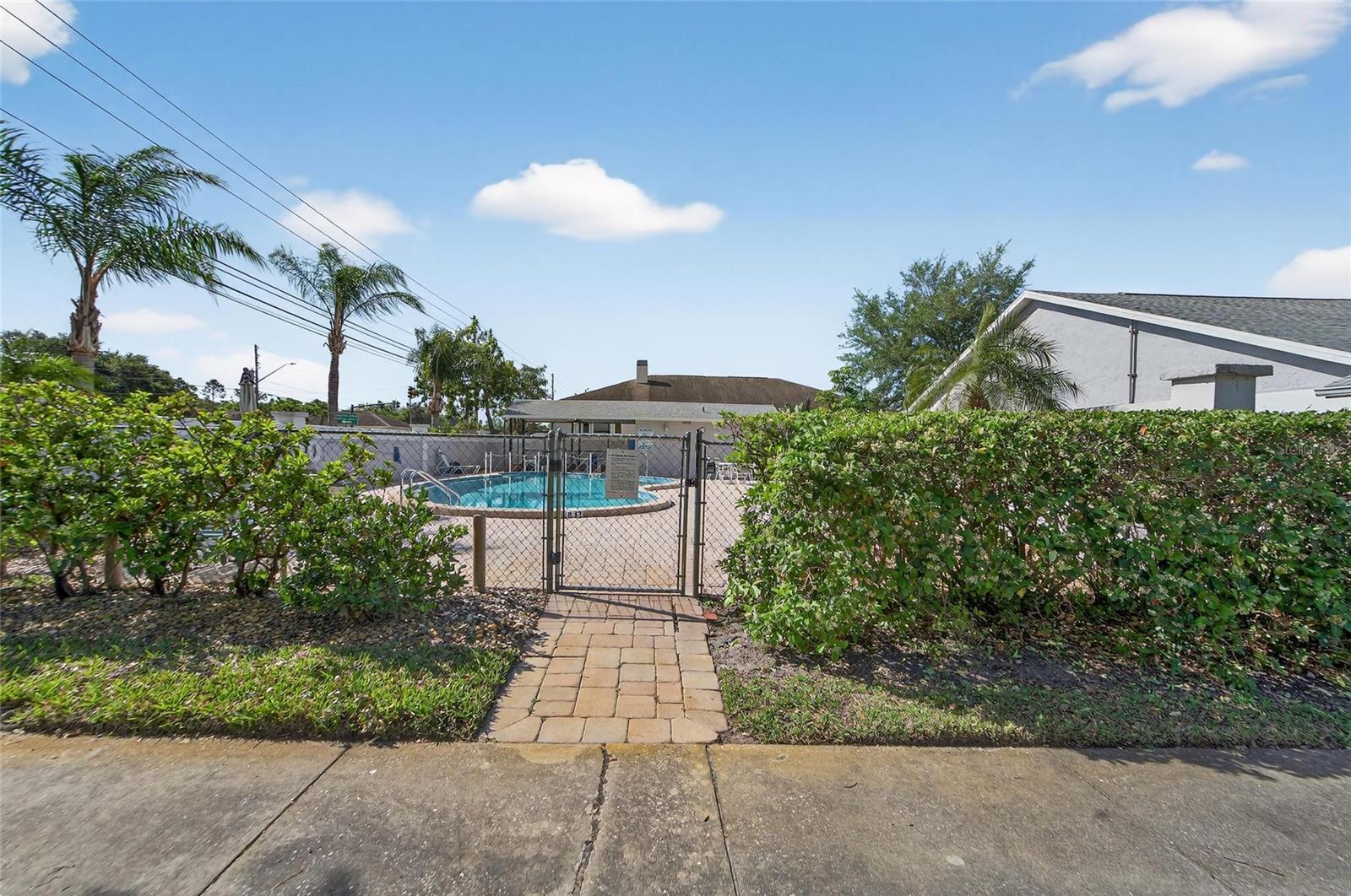 2369 BEVERLY DR, DUNEDIN, FL — photo 51