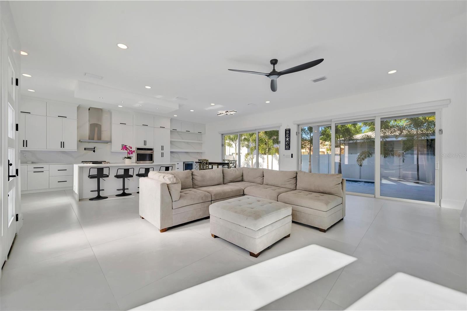 3723 NORWOOD CT, SARASOTA, FL — photo 4