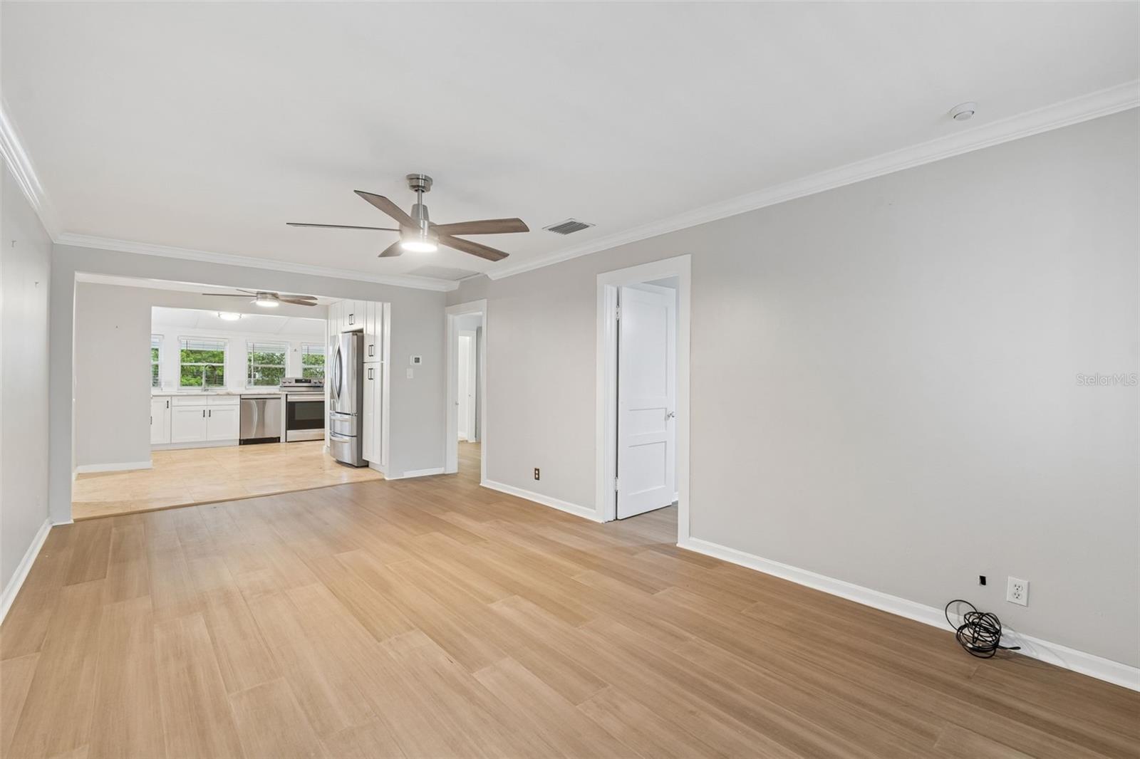 507 W PARIS ST, TAMPA, FL — photo 6