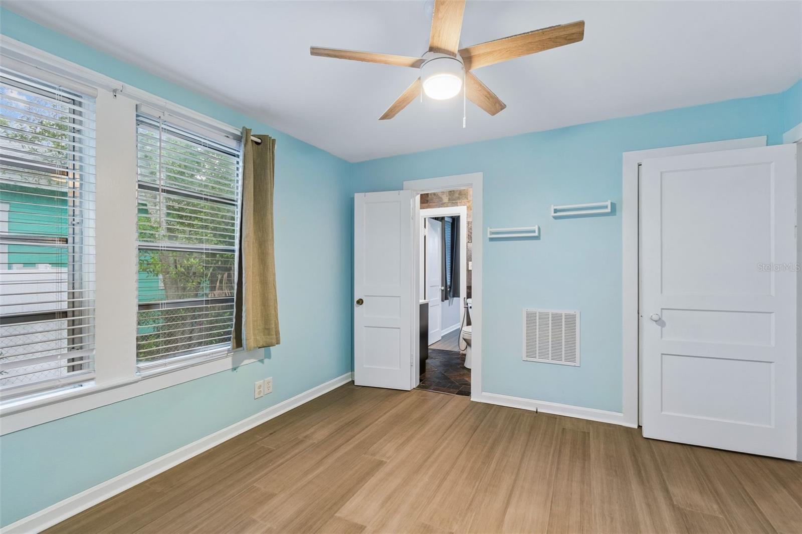 507 W PARIS ST, TAMPA, FL — photo 18