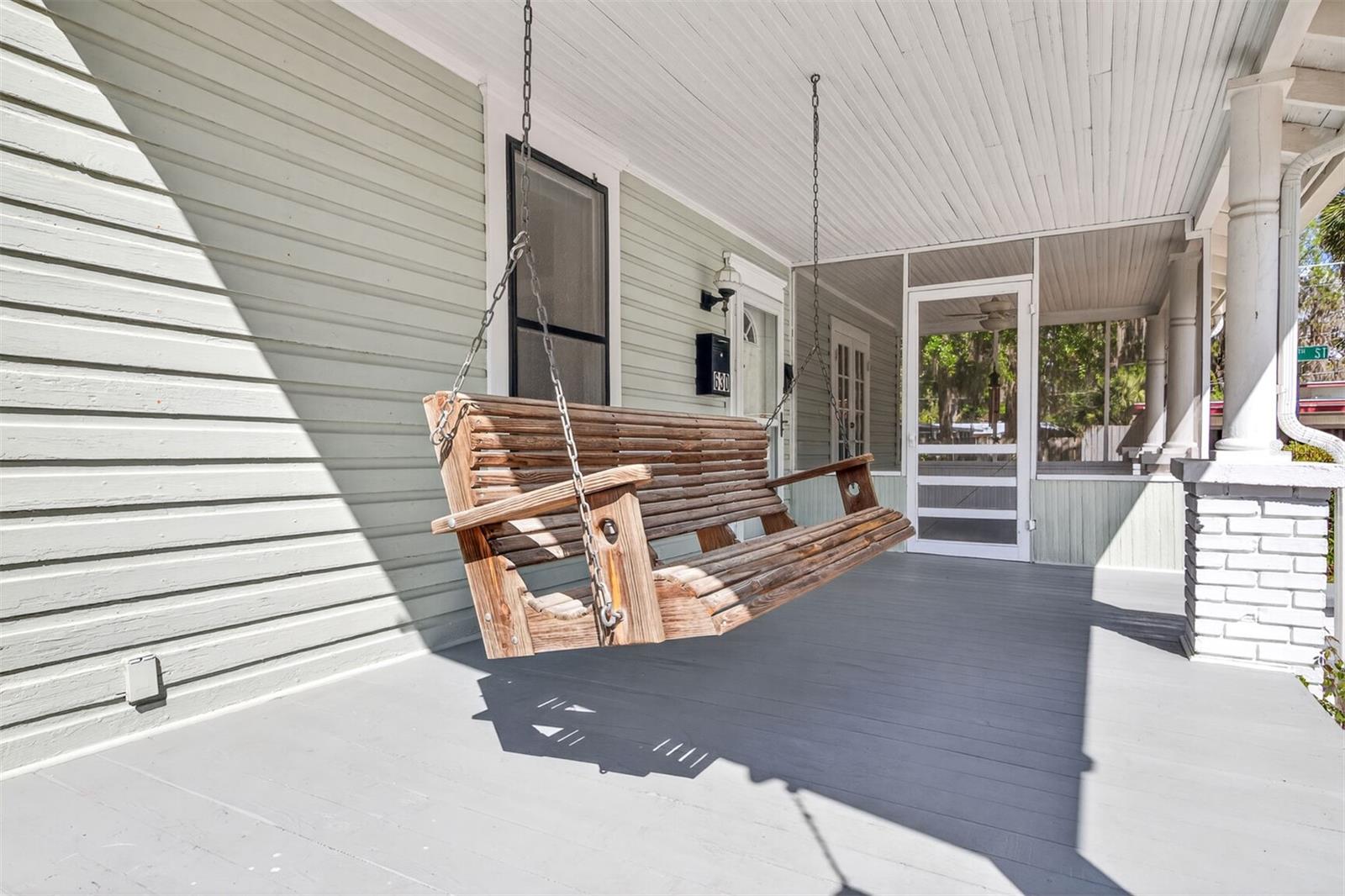 630 NE 6TH AVE, GAINESVILLE, FL — photo 2